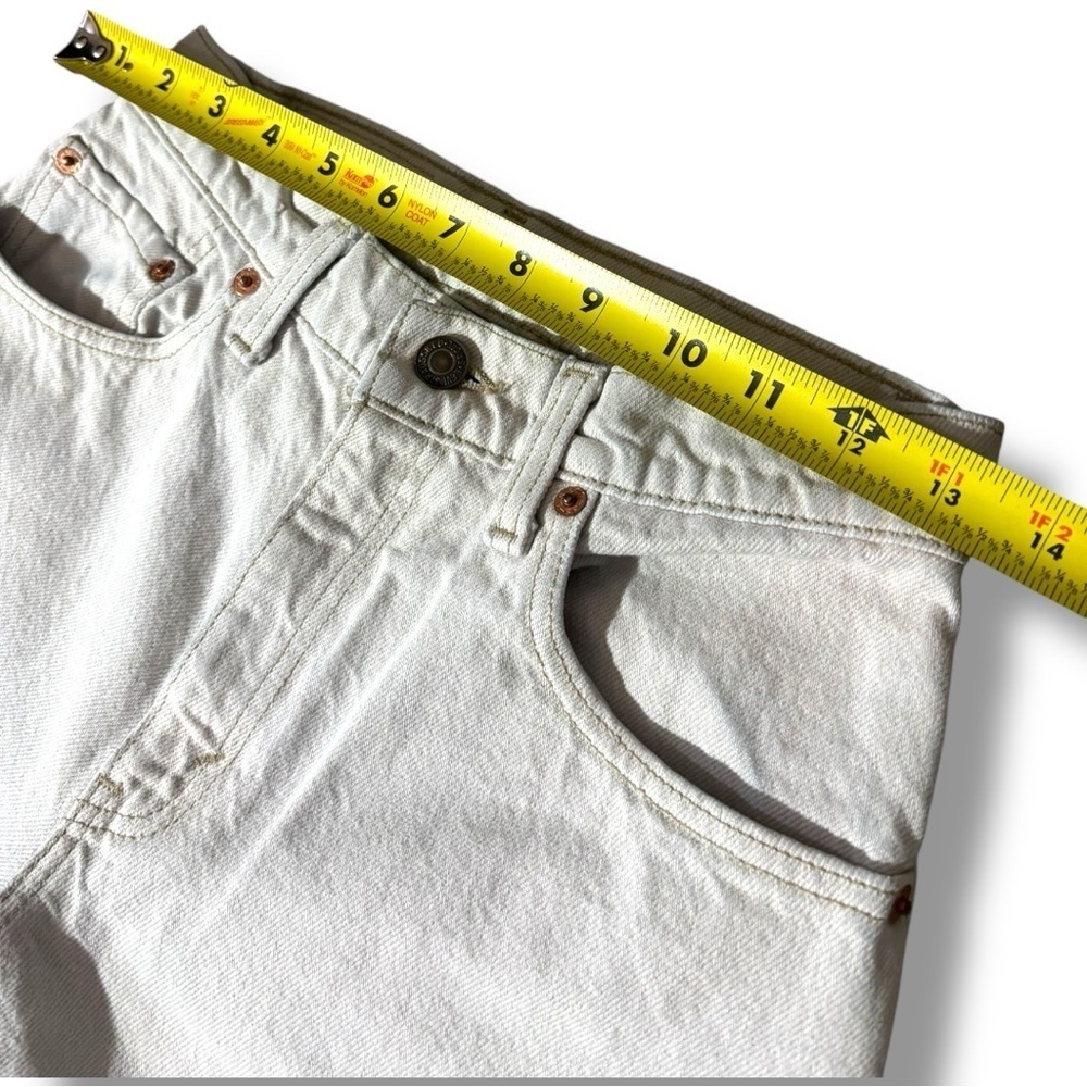 Levi's 550 White Relaxed Fit Bootleg High Waisted Classic Style Jeans - Picture 9 of 11